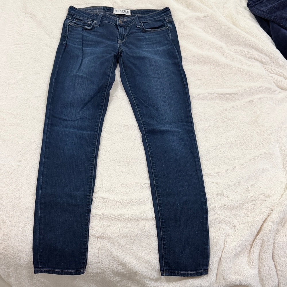 TEXTILE Elizabeth and James Dark Blue Skinny Jeans